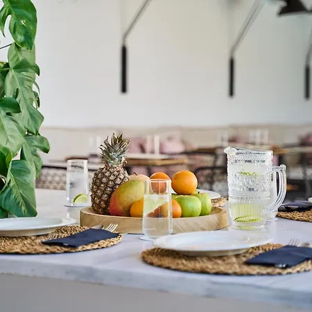 Adorno And Hotel Ornos (Mykonos)