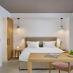 Hotell Adorno And
