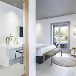 Hotel Adorno And
