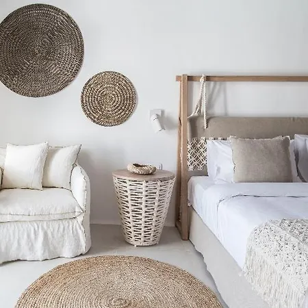 Adorno And 4* אורנוס