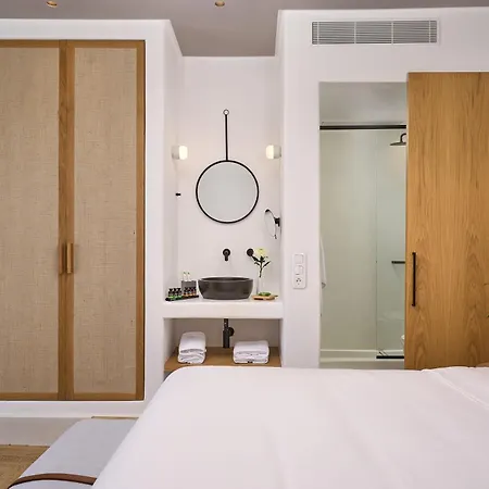 Adorno Hotel&suites Hotel 4*