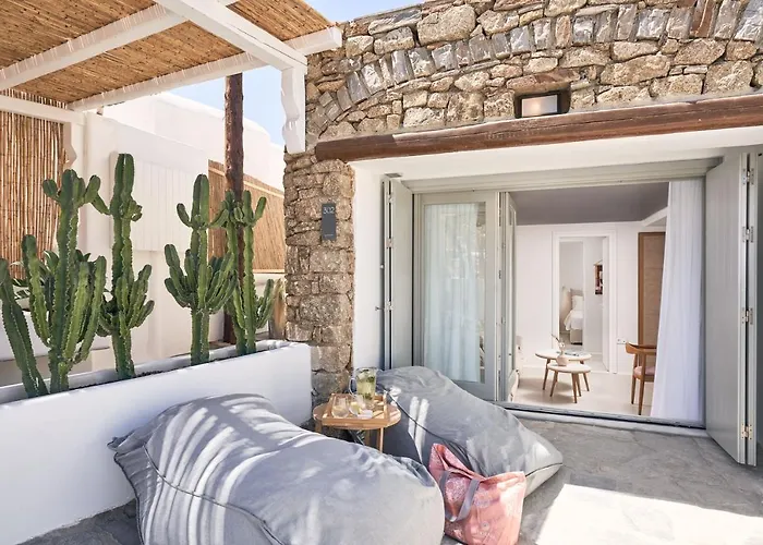 Adorno And Ξενοδοχείο 4*