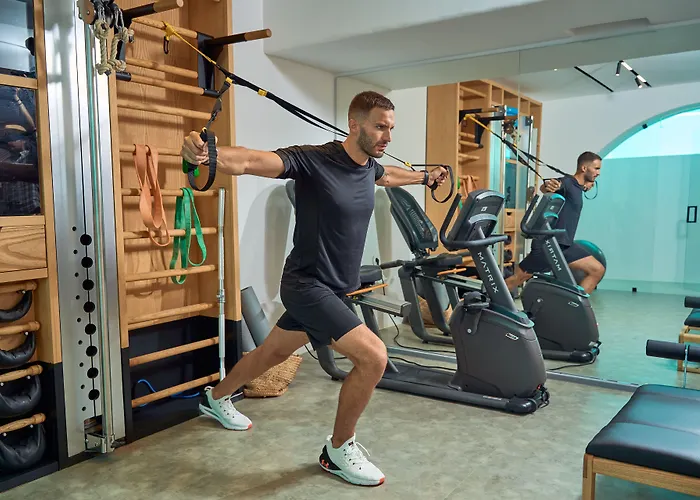 Adorno And Ορνός