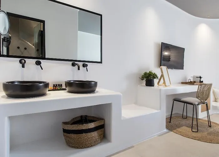 فندق Adorno And 4*