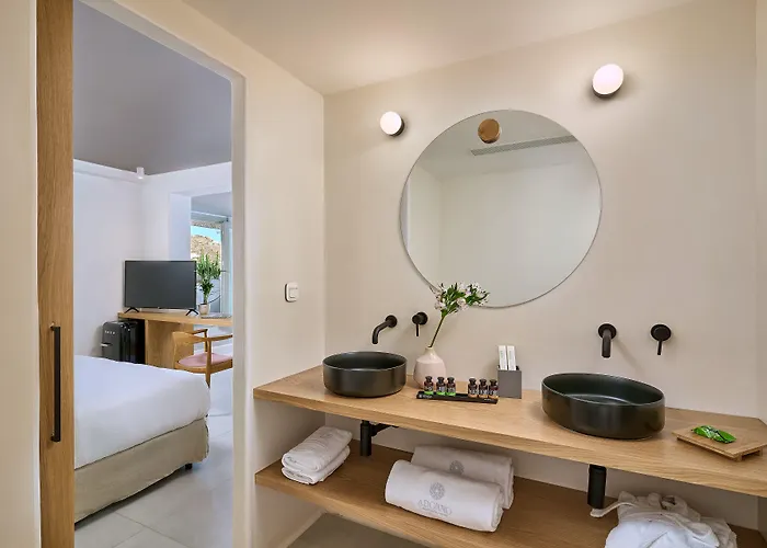 فندق Adorno And أورنوس